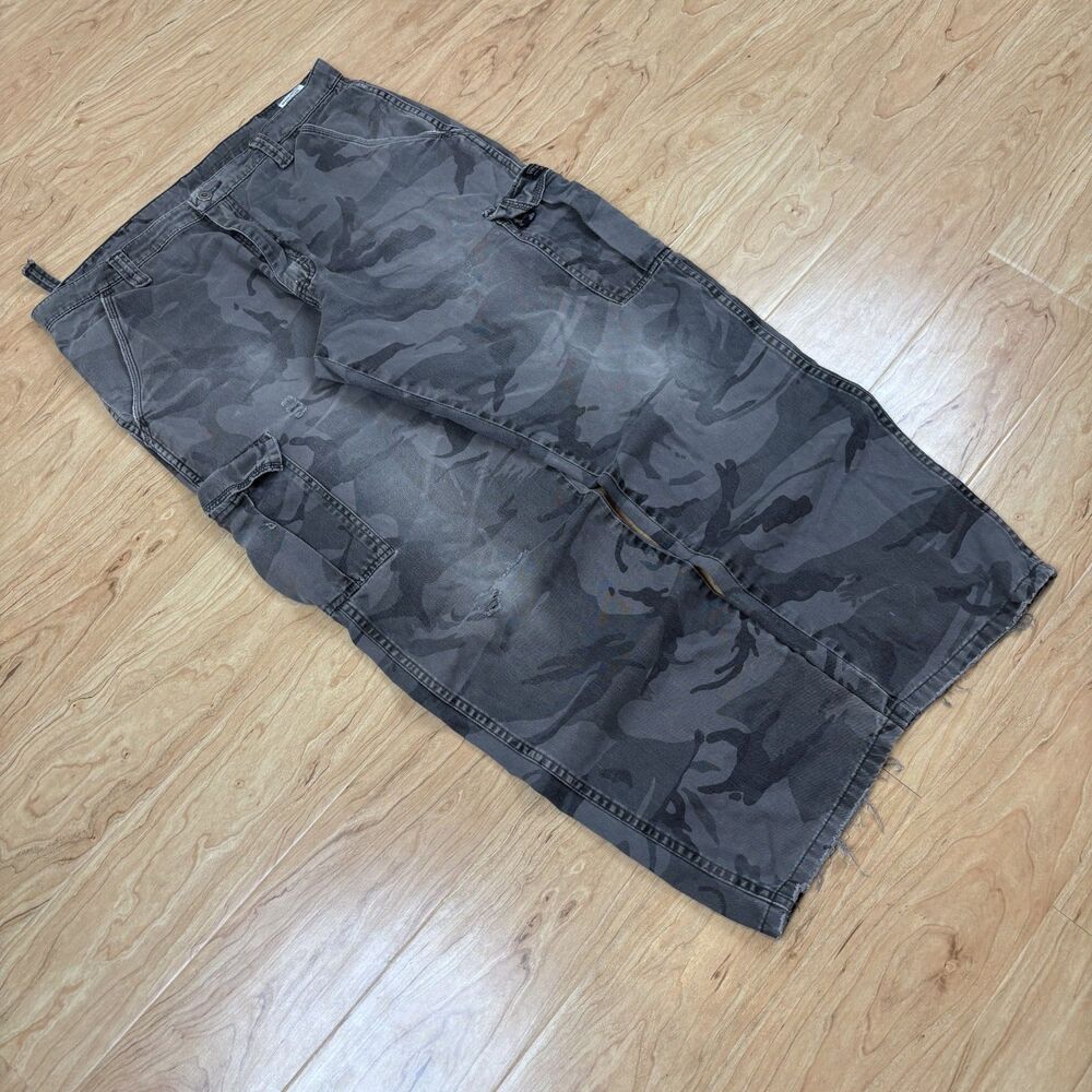 Wrangler 34x32 Grey Camo Cargo Pants Distressed Baggy Utility Workwear